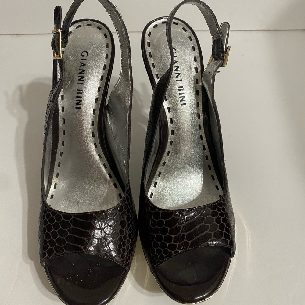Gianni Bini Women's Brown Courts Size 8M - Picture 3 of 11